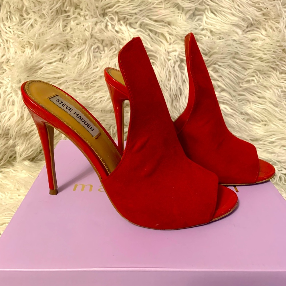 Steve Madden Red Heels size 39 US 8, worn once, still in box
